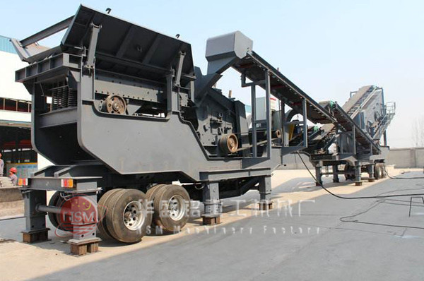 大型移動式制砂機(jī)