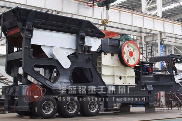 移動(dòng)對(duì)輥制砂機(jī)
